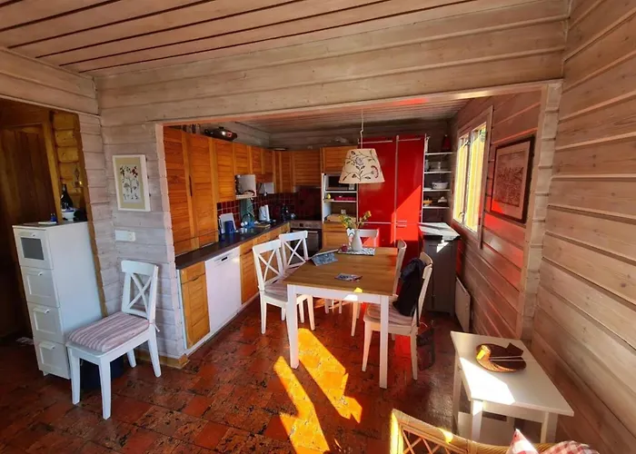 In Near Les Masses Chairlift Chalet